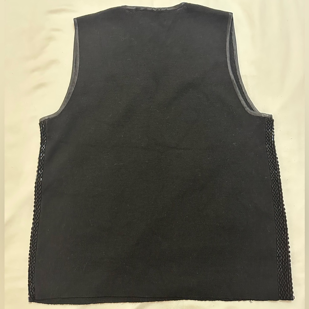 BANANA REPUBLIC BLACK BEADED ITALIAN MERINO WOOL VNECK TANK TOP ITALIAN WOOL L - Picture 4 of 7